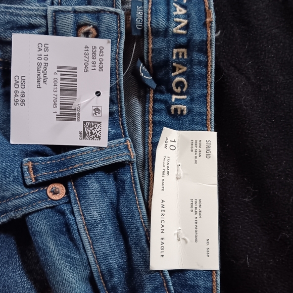 NWT American Eagle Distressed Strigid Deep Sea Blue Mom Jeans - Picture 5 of 7